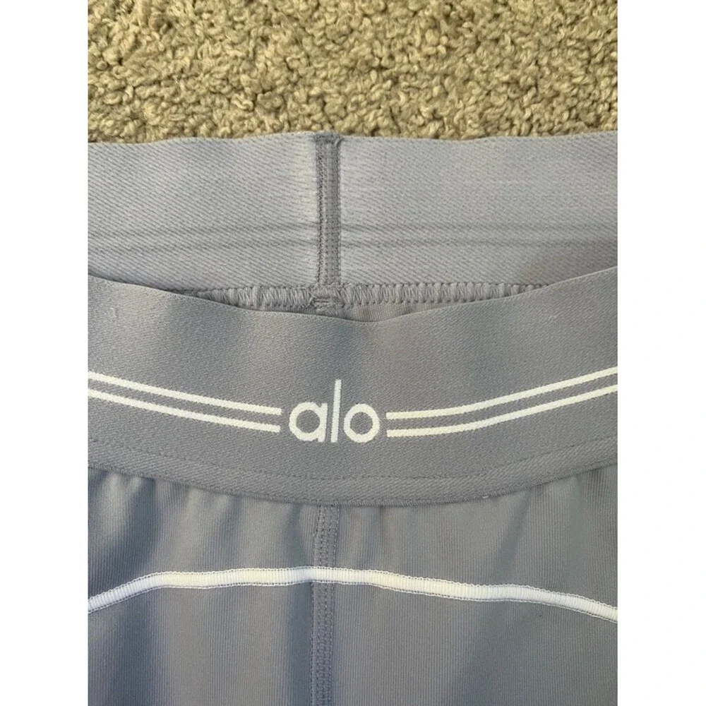 Alo Yoga High-Waist Airbrush Heart Throb Light Gray Exercise Workout Leggings XS